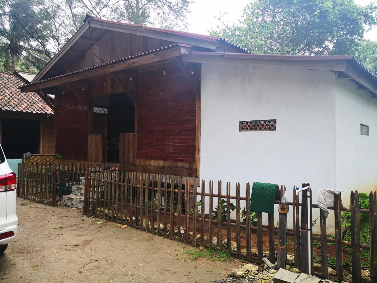 Pantai Camara Homestay Rorahmakan Exteriér fotografie