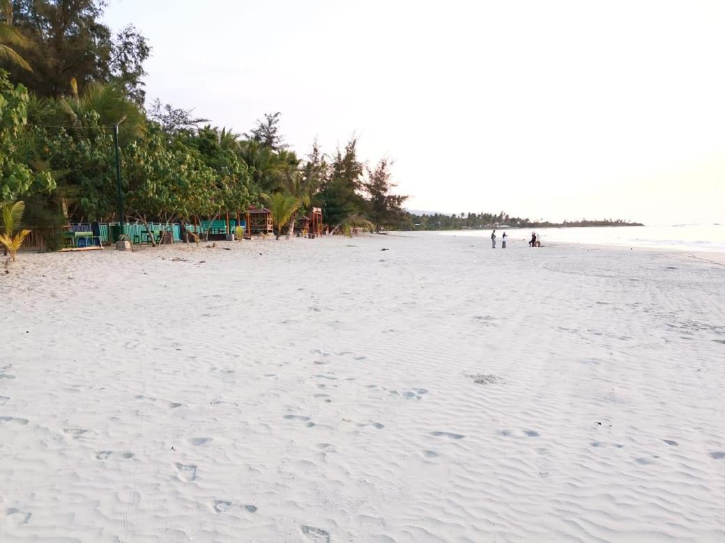 Pantai Camara Homestay Rorahmakan Exteriér fotografie