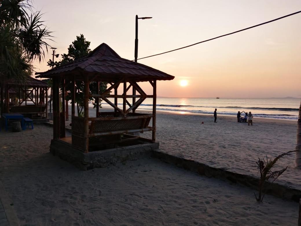 Pantai Camara Homestay Rorahmakan Exteriér fotografie