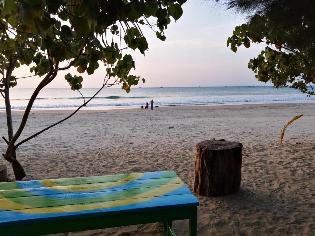 Pantai Camara Homestay Rorahmakan Exteriér fotografie