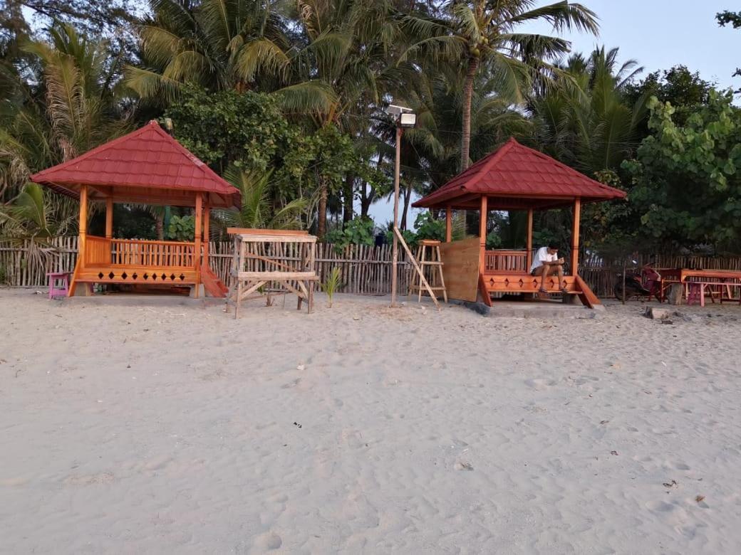 Pantai Camara Homestay Rorahmakan Exteriér fotografie