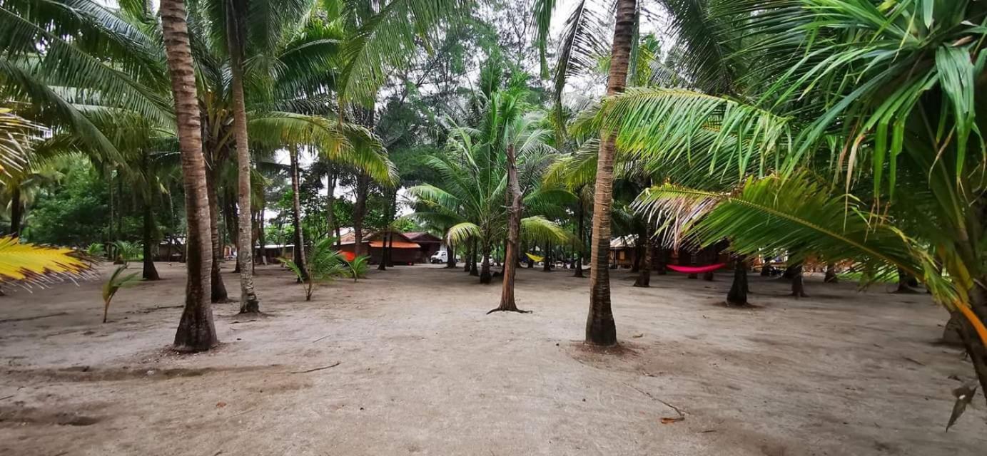 Pantai Camara Homestay Rorahmakan Exteriér fotografie