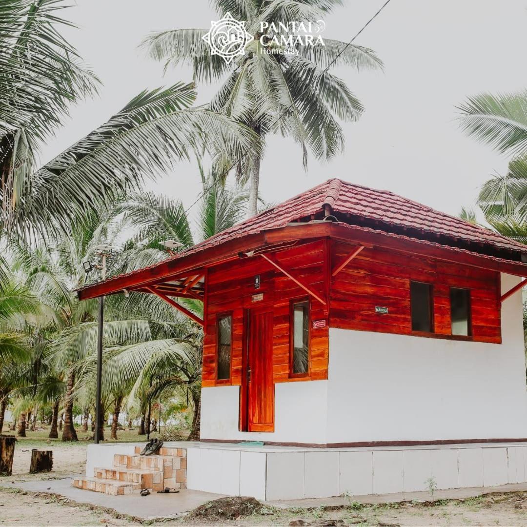 Pantai Camara Homestay Rorahmakan Exteriér fotografie